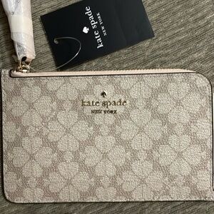 Kate spade wristlet NWT
